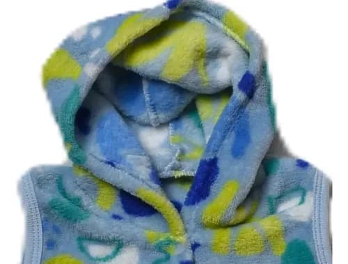 Chaleco Polar Soft Estampado Con Capucha Para Bebe - imagen 3